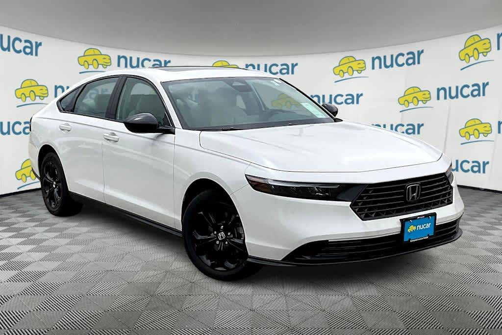 2025 Honda Accord SE's photo