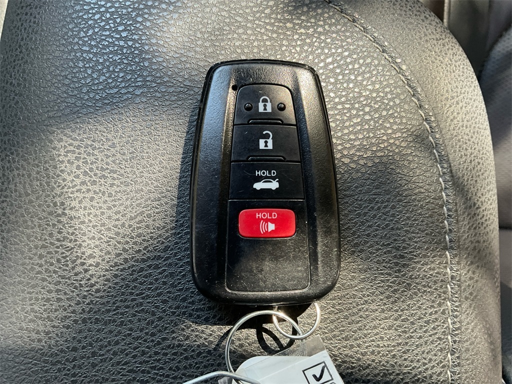 2023 Toyota Camry XSE photo 32