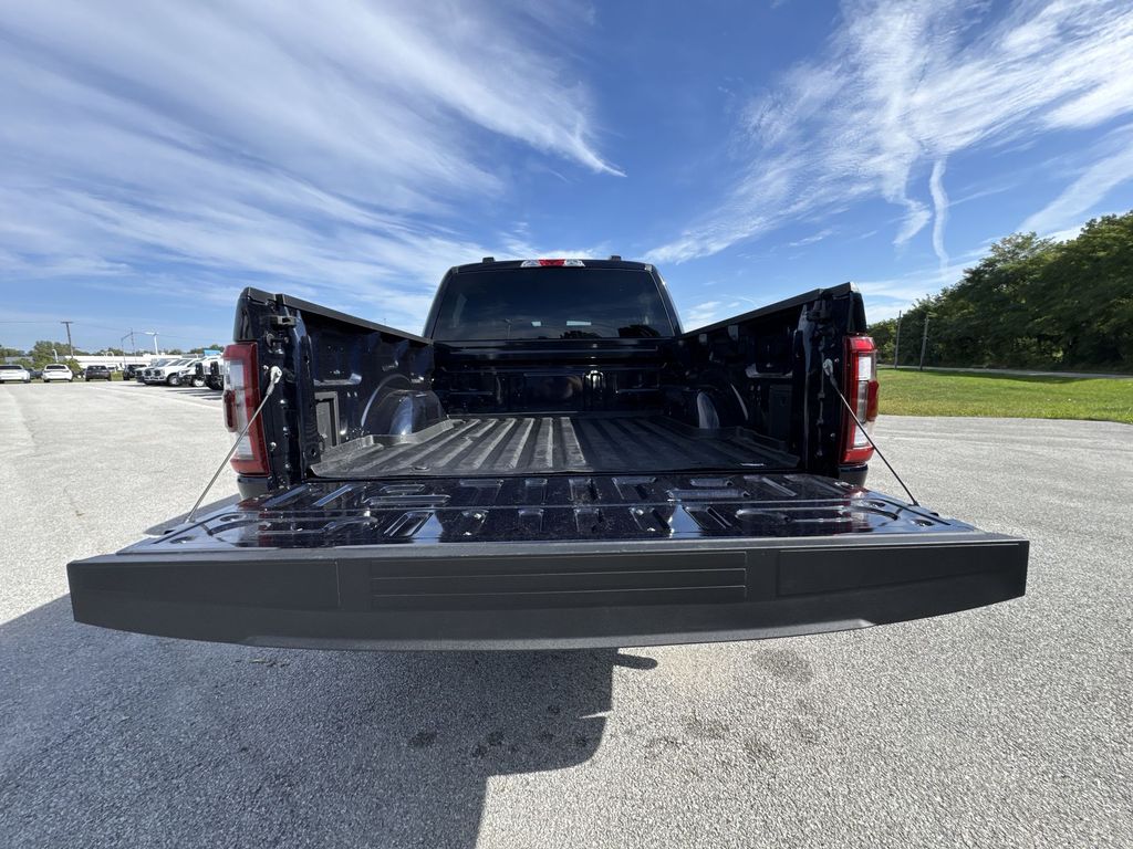 2025 Ford F-150 XLT photo 20