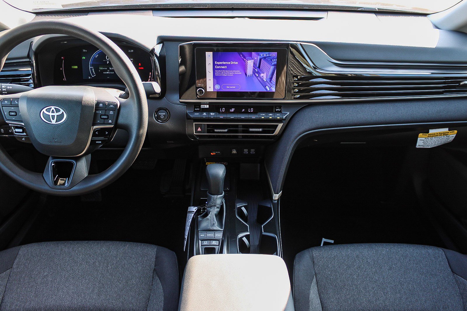 2025 Toyota Camry LE photo 13