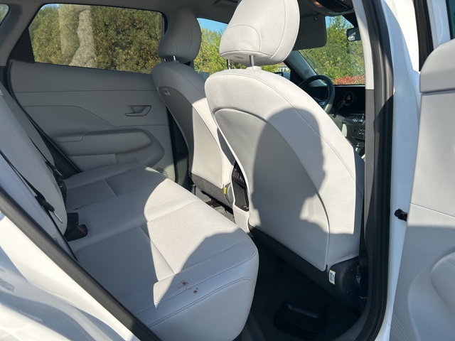 2025 Hyundai Kona SEL photo 11