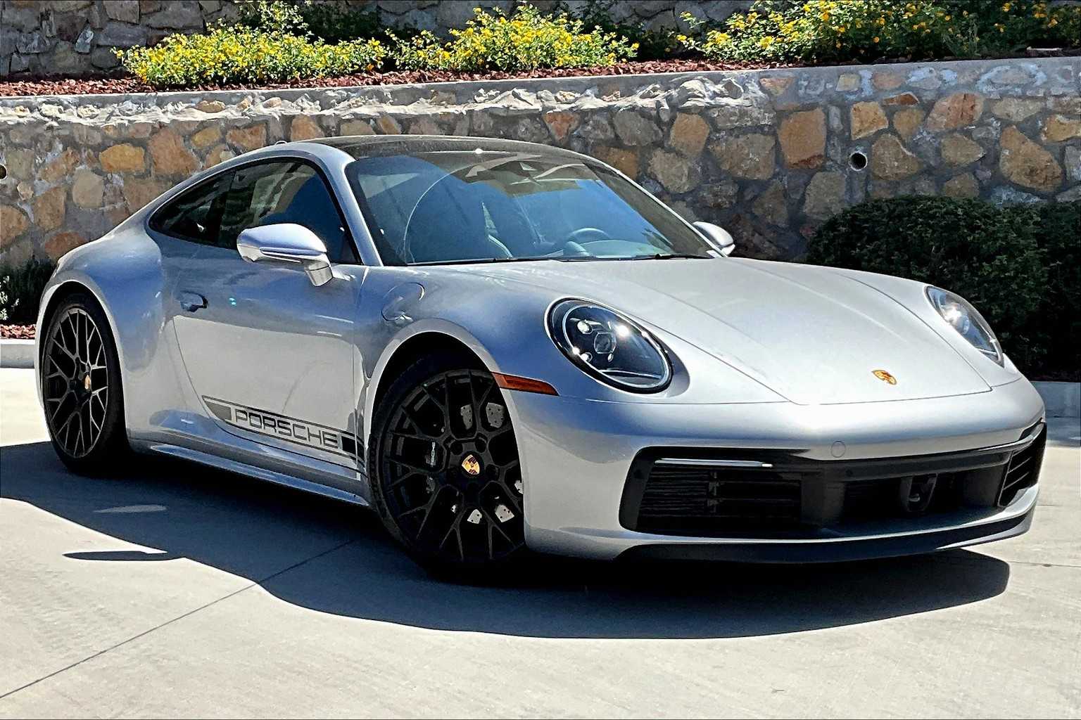 2023 Porsche 911 S photo 9