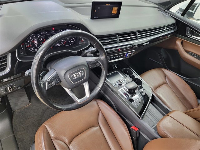 2017 Audi Q7 3.0T Premium Plus photo 12