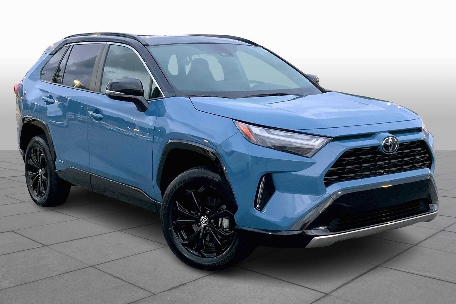 2025 Toyota RAV4 Hybrid XSE photo 2