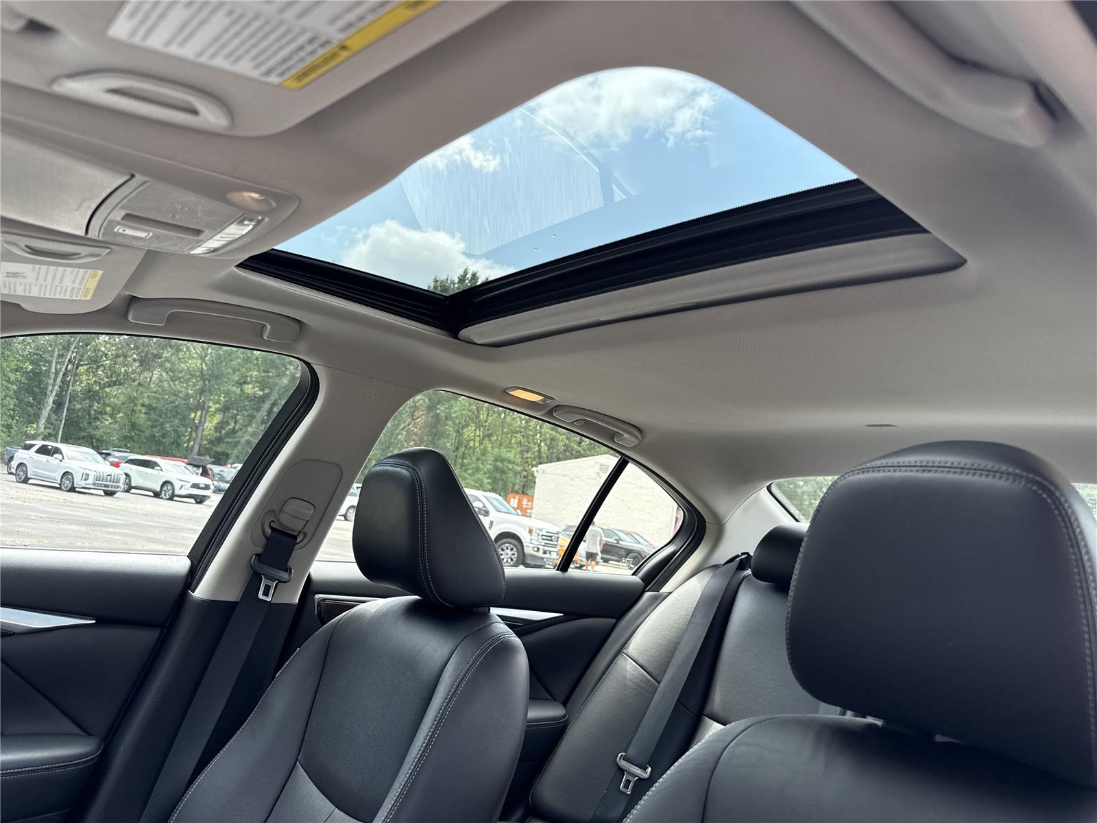 2018 Infiniti Q50 3.0t LUXE photo 21