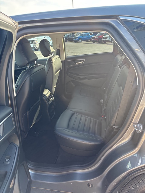 2024 Ford Edge SEL photo 46