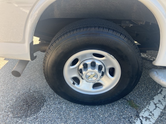 2023 Chevrolet Express 2500 Work Van photo 11
