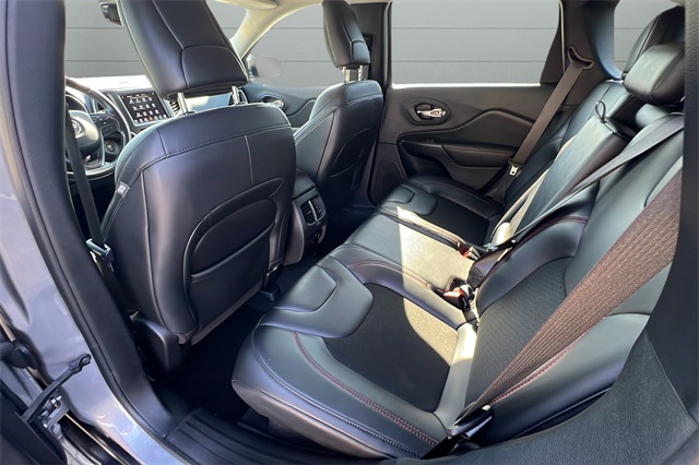 2020 Jeep Cherokee Trailhawk photo 17