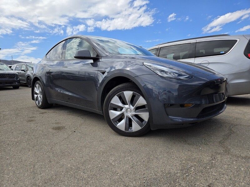 Used 2023 Tesla Model Y Long Range with VIN 7SAYGDEE8PA042311 for sale in Kansas City