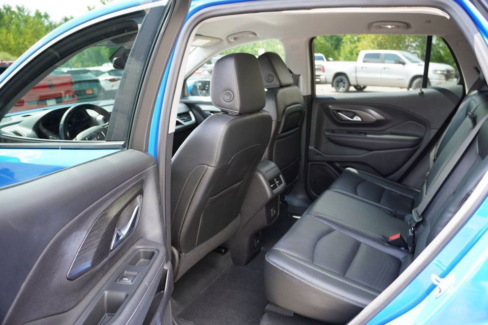 2024 Gmc Terrain SLT photo 16