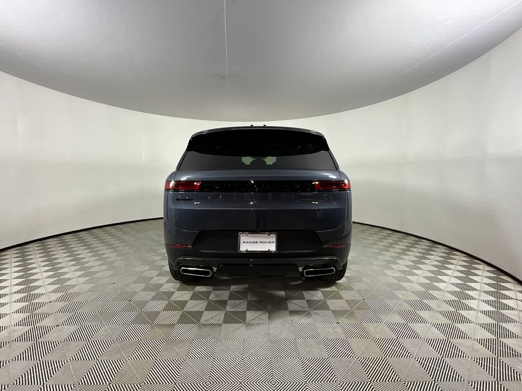 2025 Land Rover Range Rover Sport SE photo 4