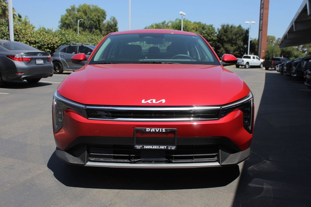 2025 Kia K4 EX photo 2