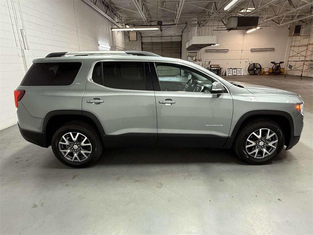 2023 Gmc Acadia SLT photo 8