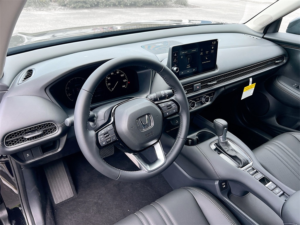 2026 Honda HR-V EX-L photo 18
