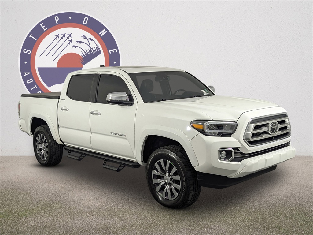 2023 Toyota Tacoma Limited photo 2