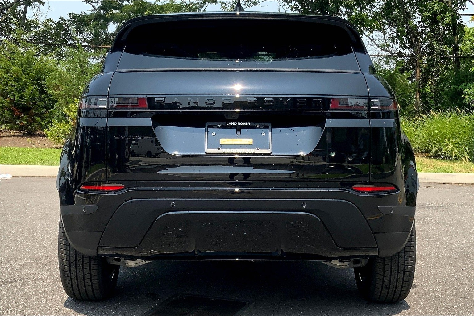 2026 Land Rover Range Rover Evoque S photo 3
