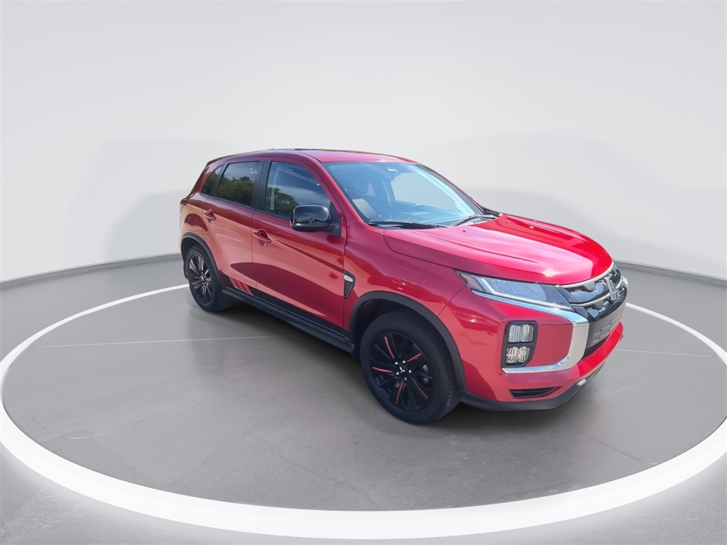 2022 Mitsubishi Outlander Sport LE photo 2