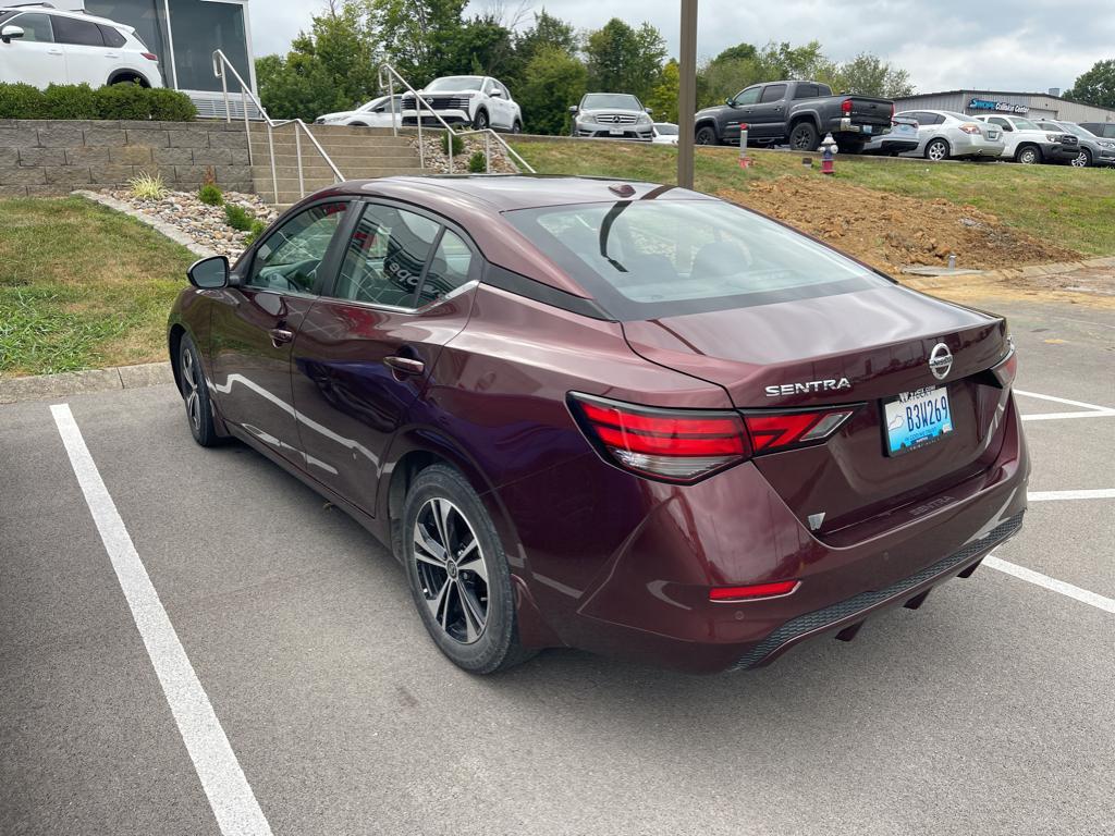 2022 Nissan Sentra SV photo 5