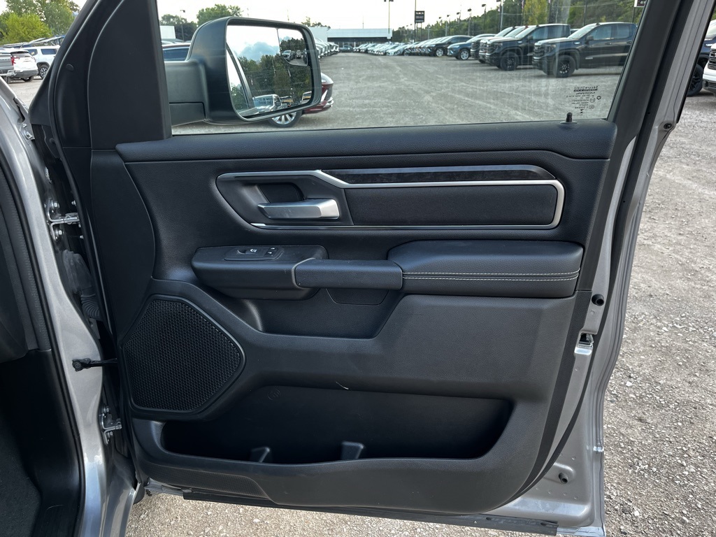 2024 Ram 1500 photo 21