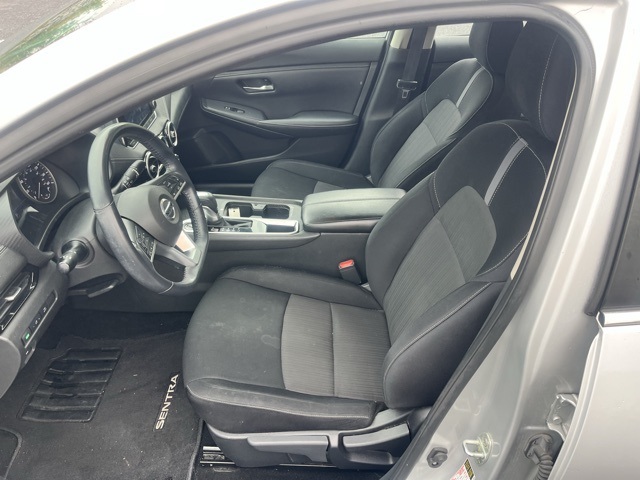 2021 Nissan Sentra SV photo 12