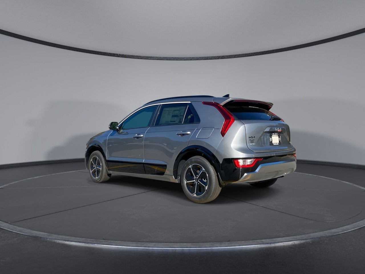 2025 Kia Niro SX photo 3