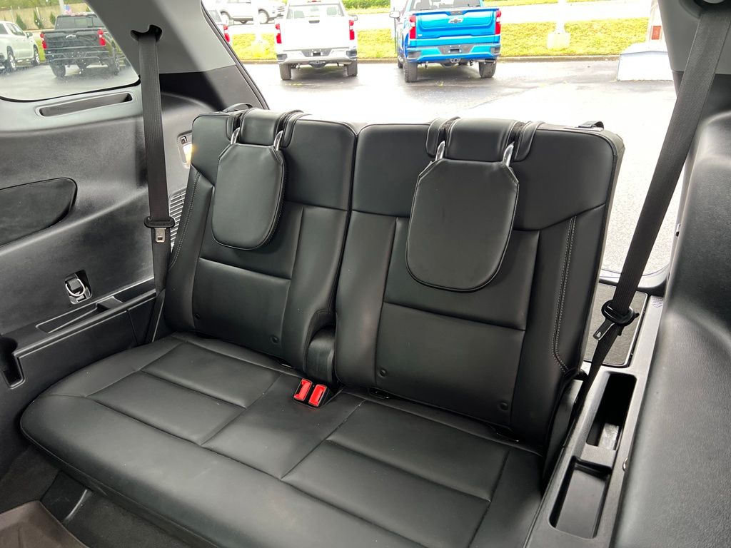2023 Ford Explorer XLT photo 24