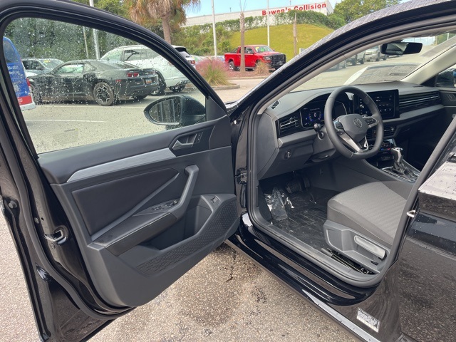 2026 Volkswagen Jetta 1.5T S photo 4