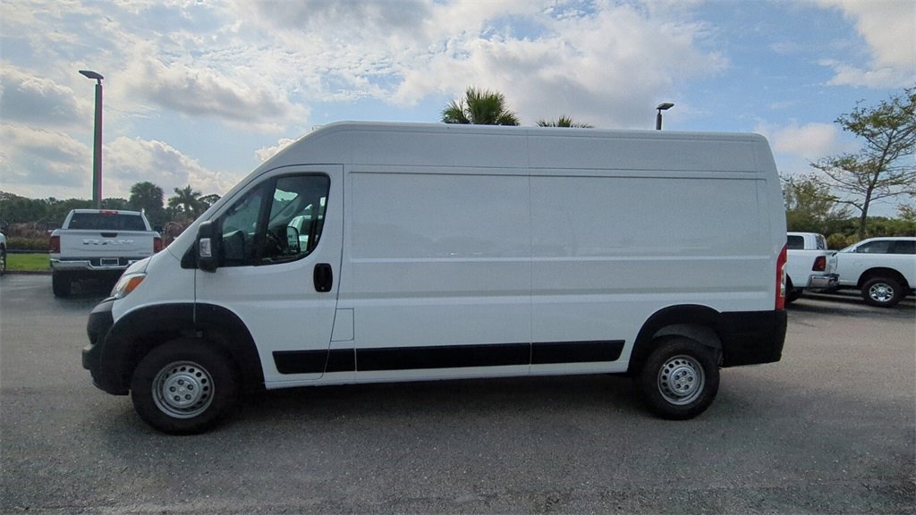 2025 Ram ProMaster 2500 photo 4