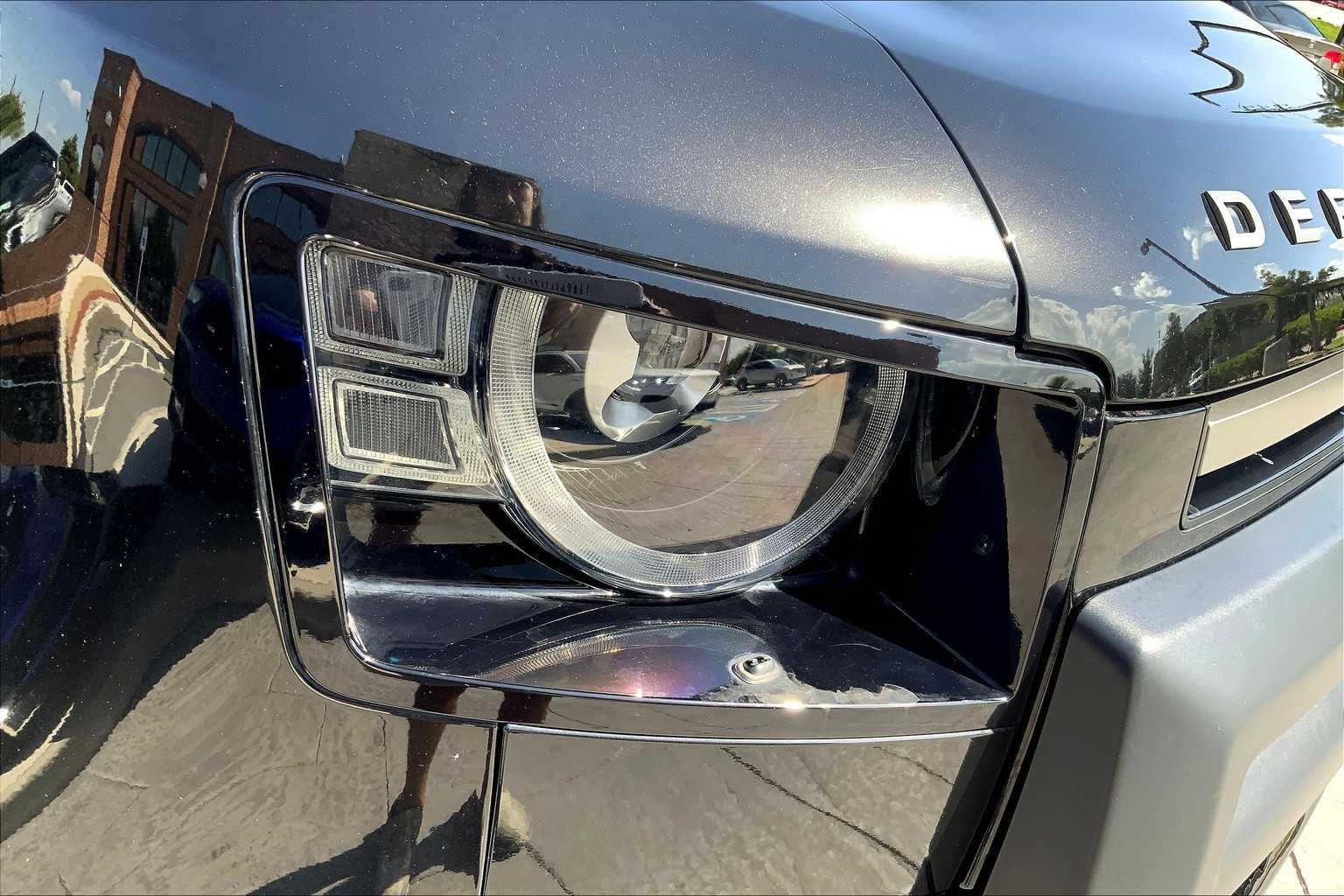 2023 Land Rover Defender X-Dynamic SE photo 49