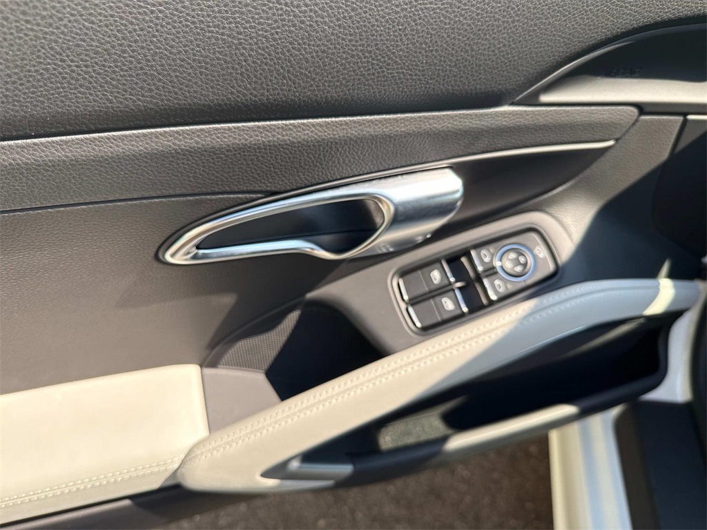 2024 Porsche Boxster photo 20