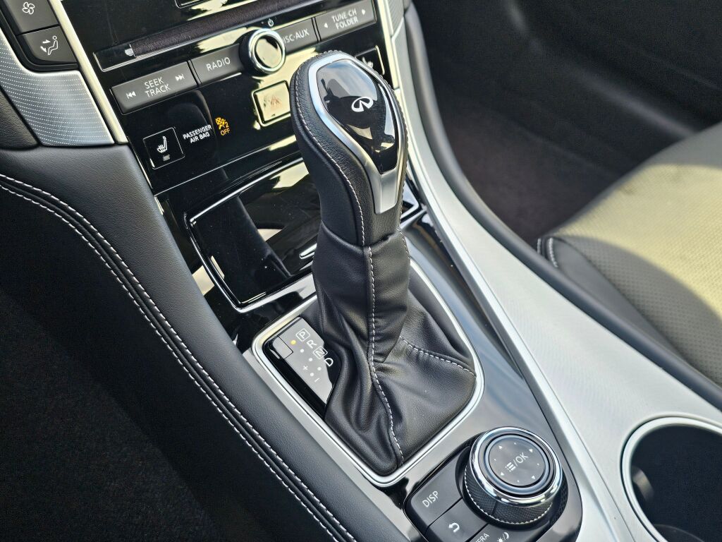 2024 Infiniti Q50 LUXE photo 39