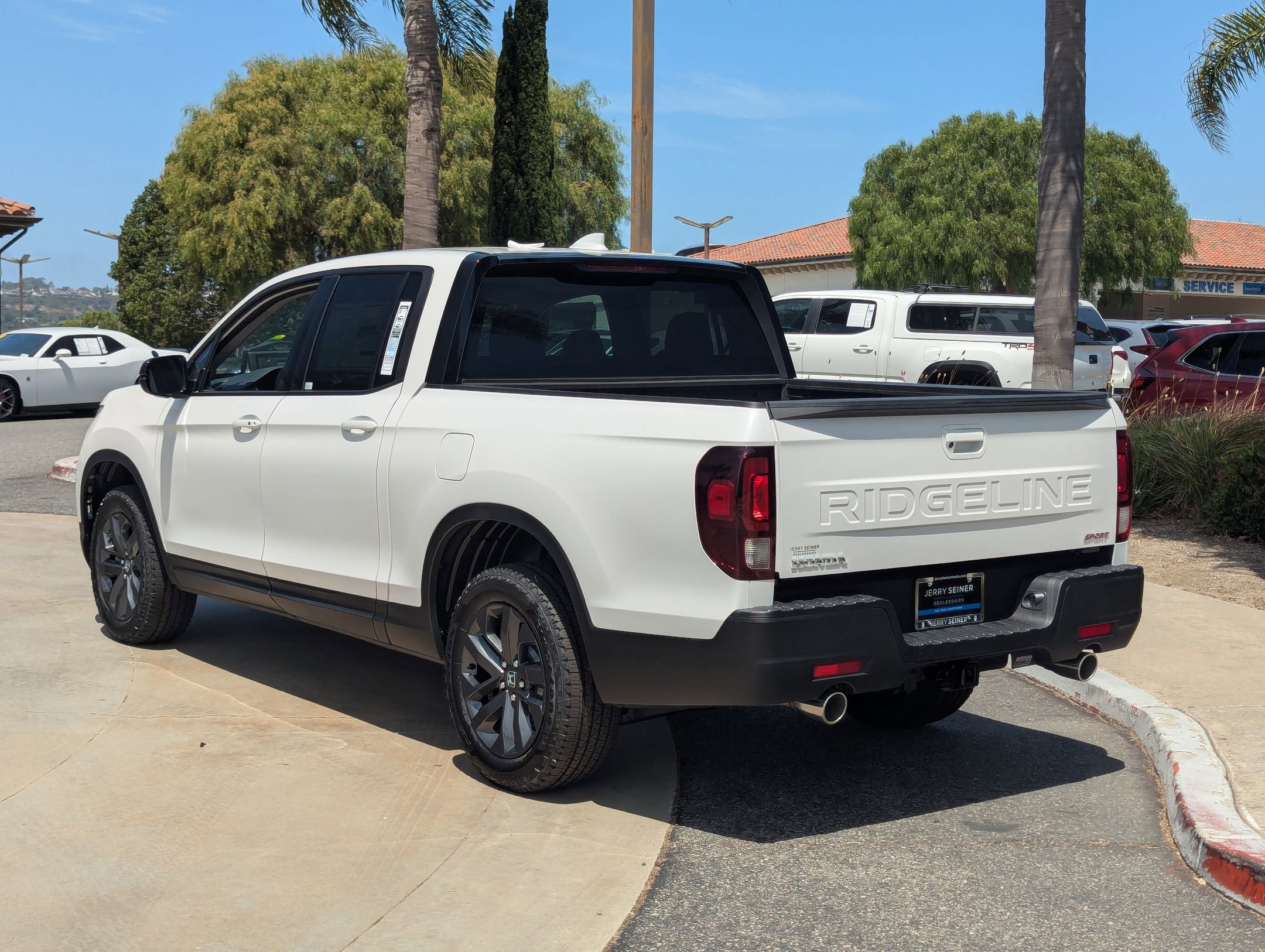 2025 Honda Ridgeline Sport photo 3