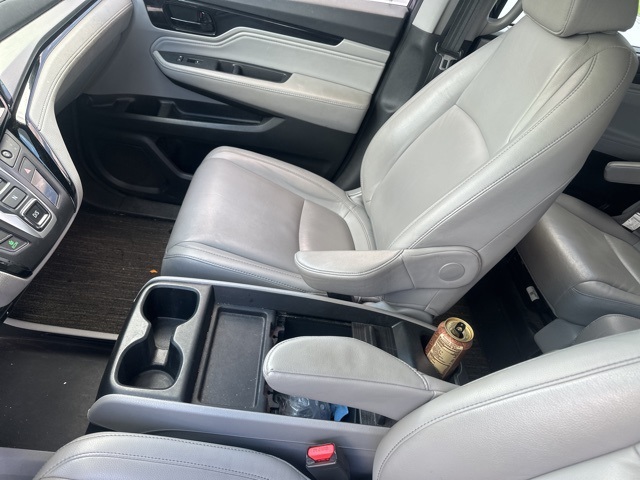 2022 Honda Odyssey Touring photo 8