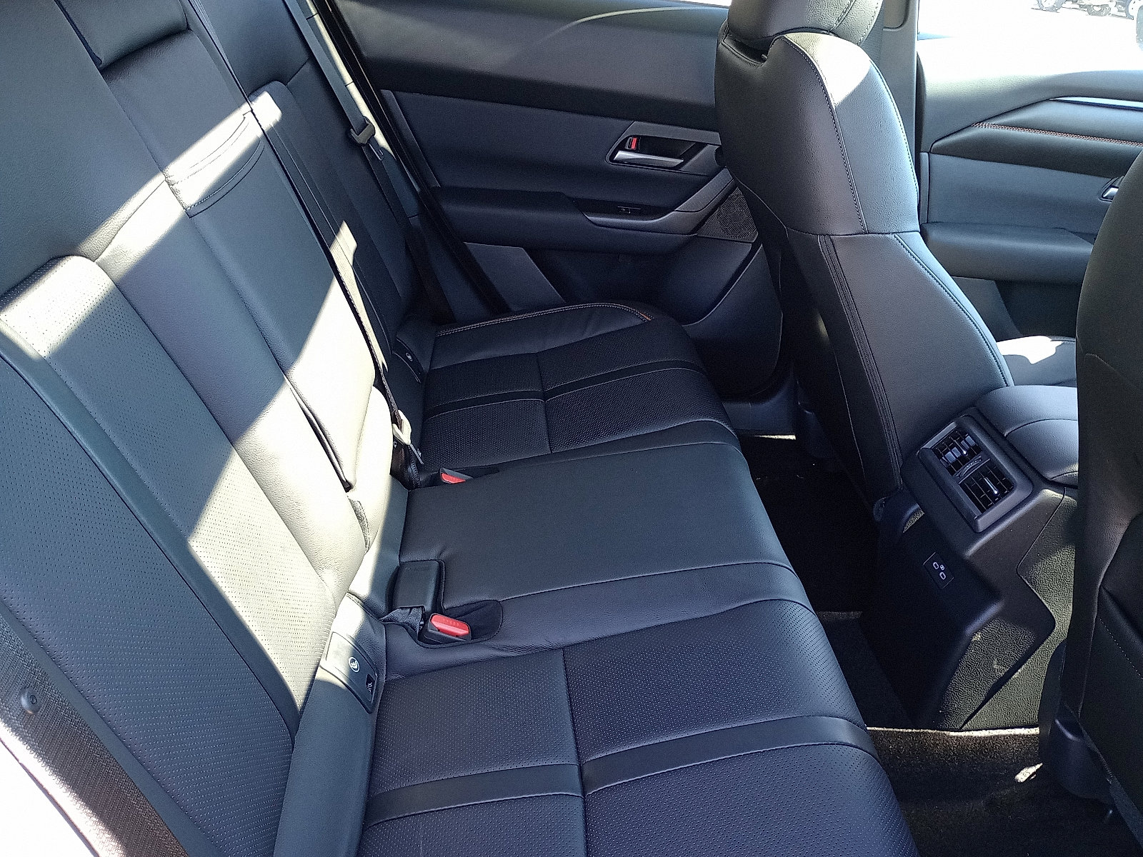 2026 Mazda CX-50 Premium photo 3