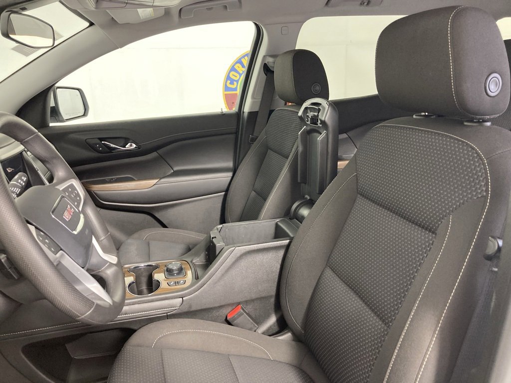 2021 Gmc Acadia SLE photo 3