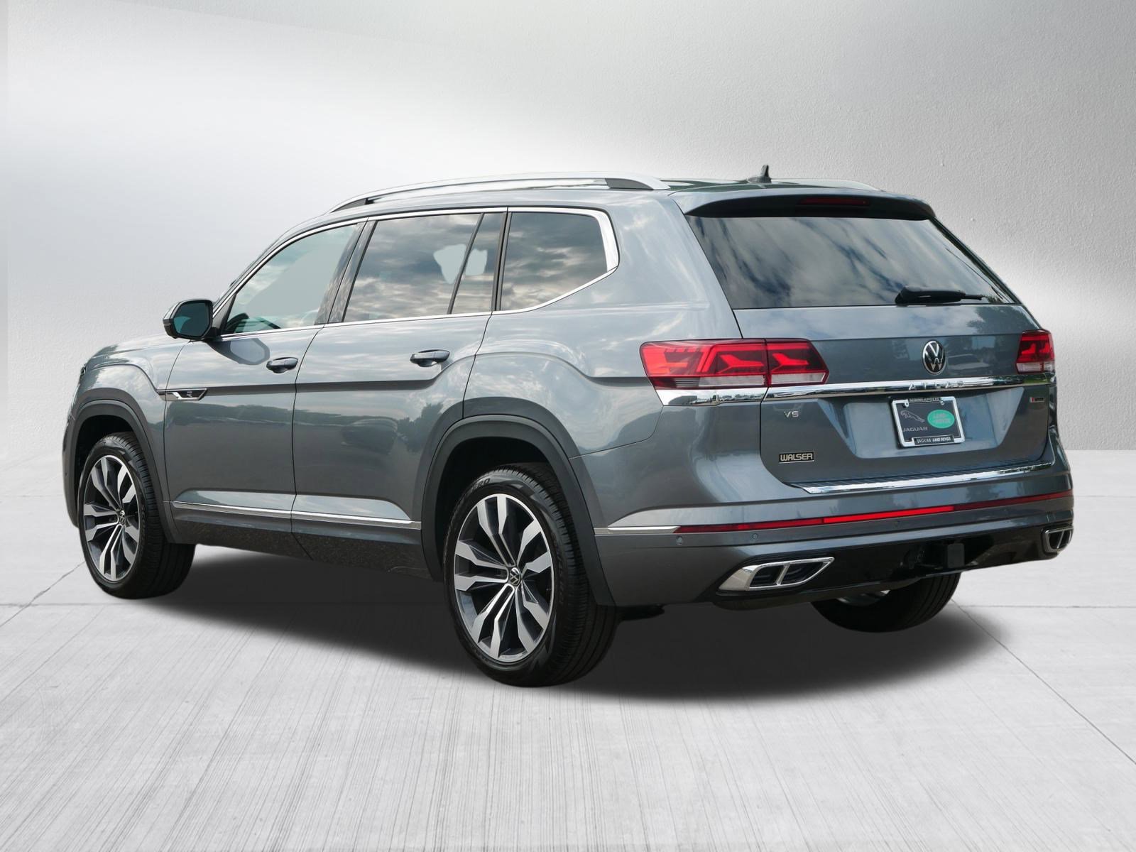 2022 Volkswagen Atlas V6 SEL Premium R-Line photo 6