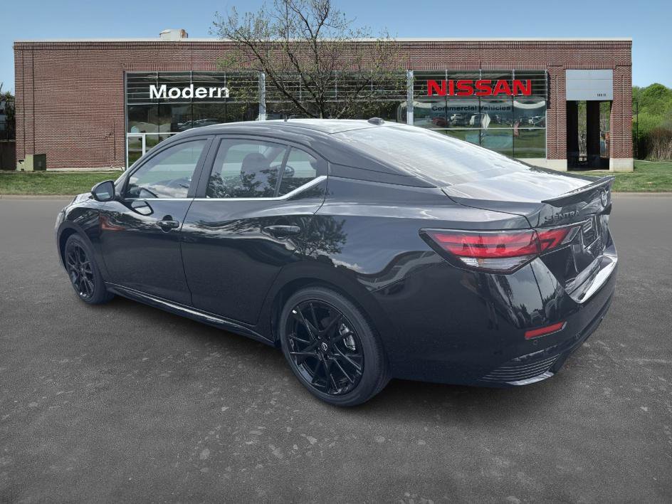 2025 Nissan Sentra SR Midnight Edition photo 2
