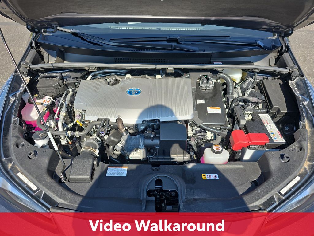 2022 Toyota Prius XLE AWD-e photo 28