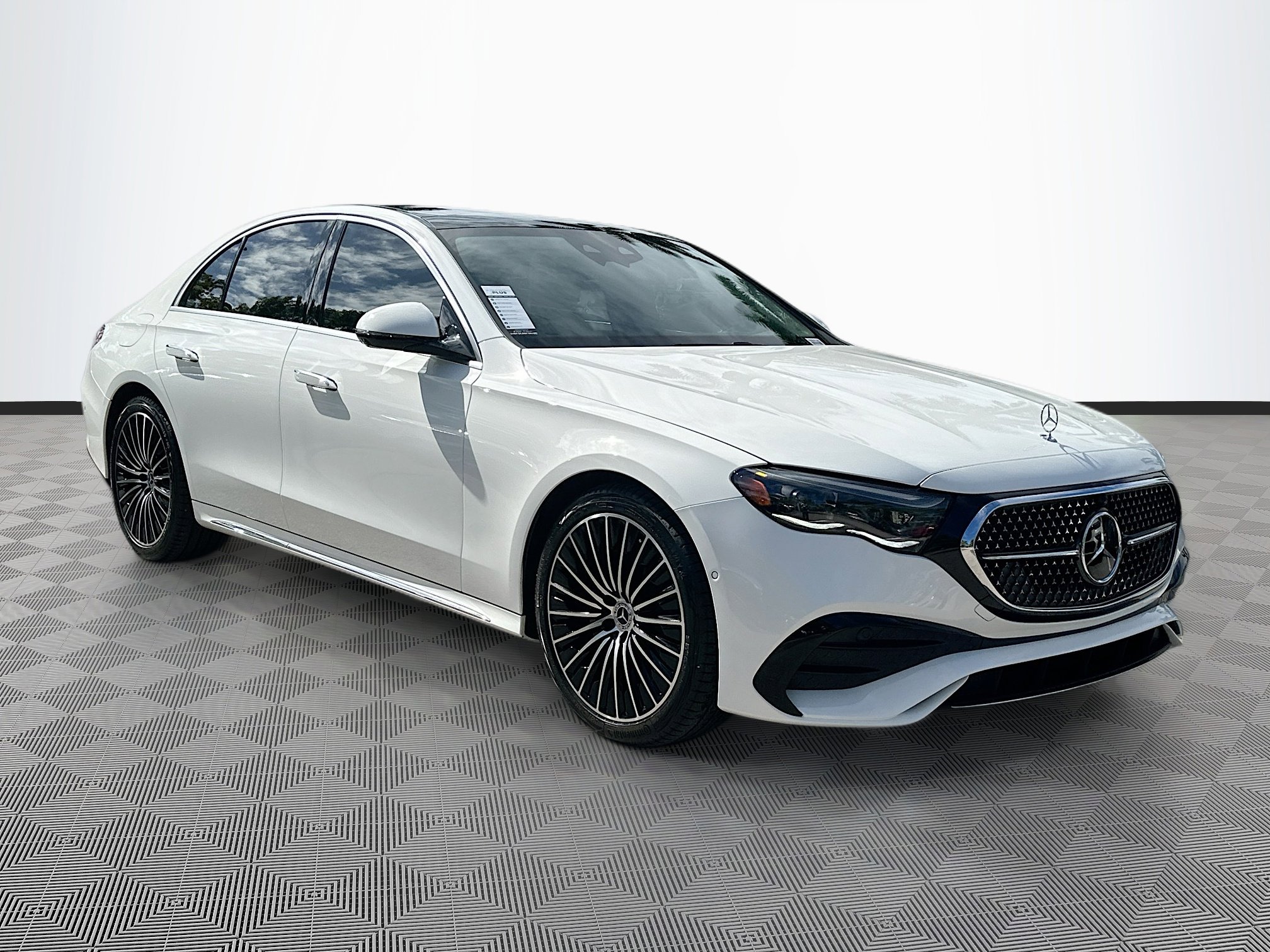 2024 Mercedes-Benz E-Class E350's photo