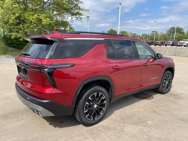 2025 Chevrolet Traverse photo 5