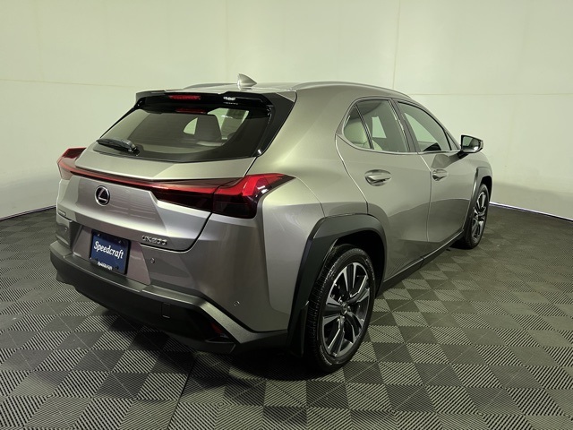 2021 Lexus UX 200 photo 8
