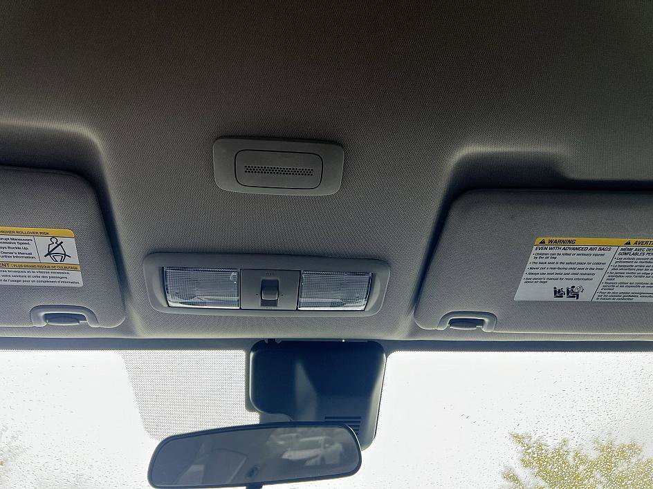 2025 Nissan Frontier SV photo 25