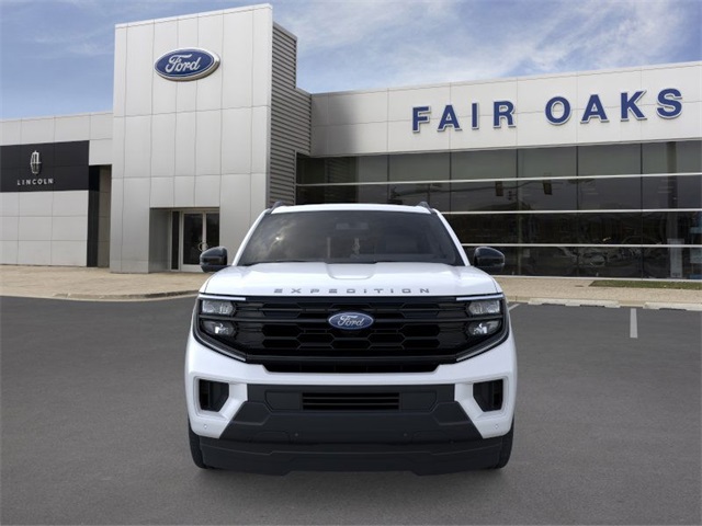 2025 Ford Expedition photo 4