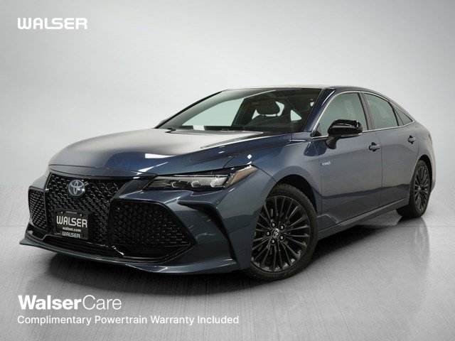 2020 Toyota Avalon XSE's photo