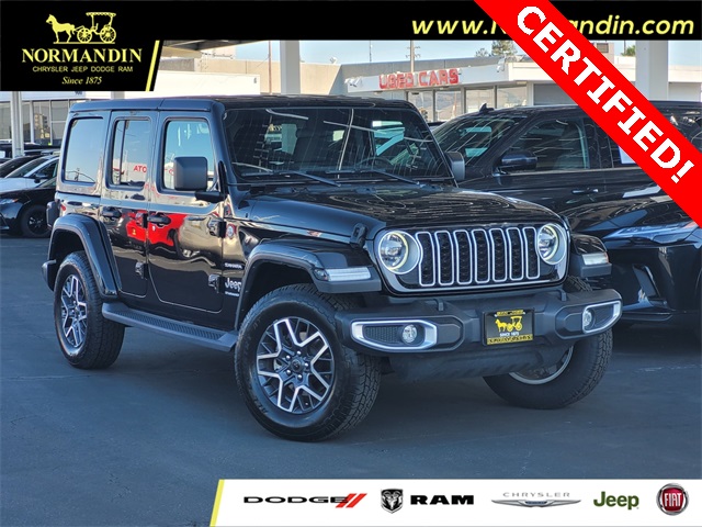 2024 Jeep Wrangler 4-Door Sahara's photo