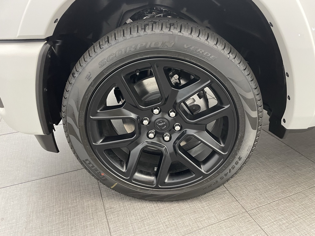 2025 Ram 1500 Laramie photo 5