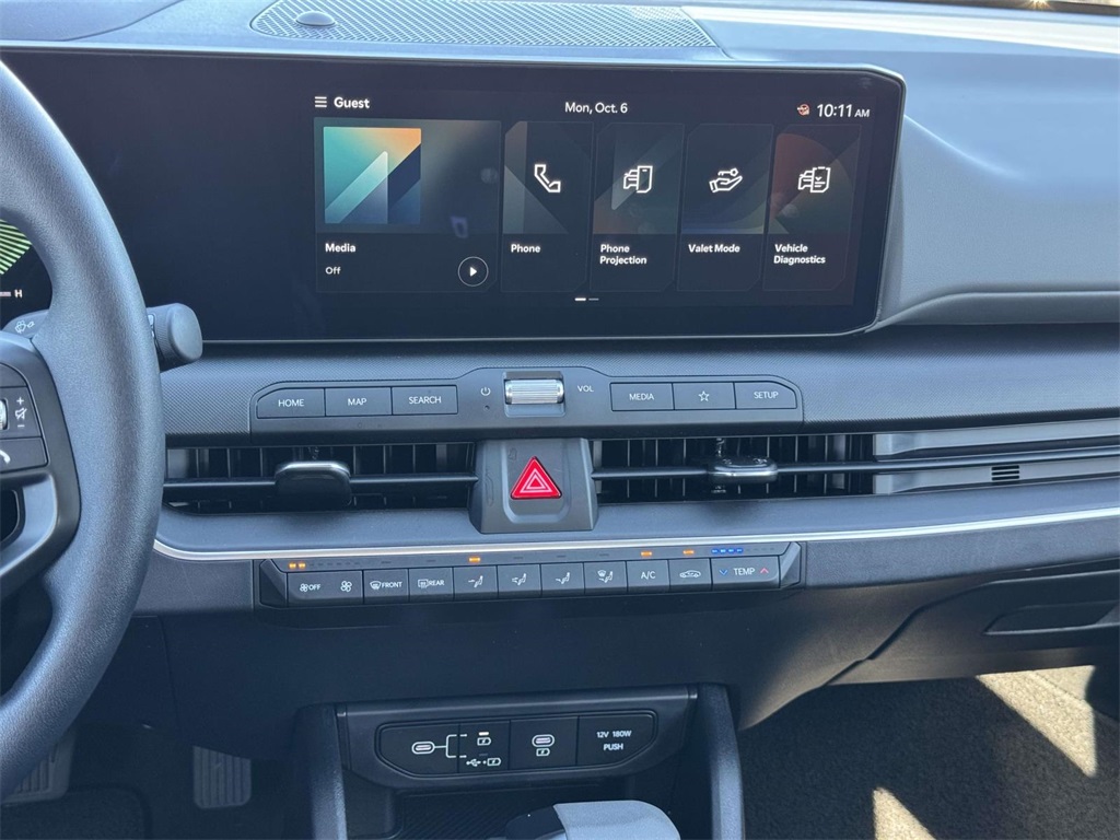 2025 Kia K4 LXS photo 17