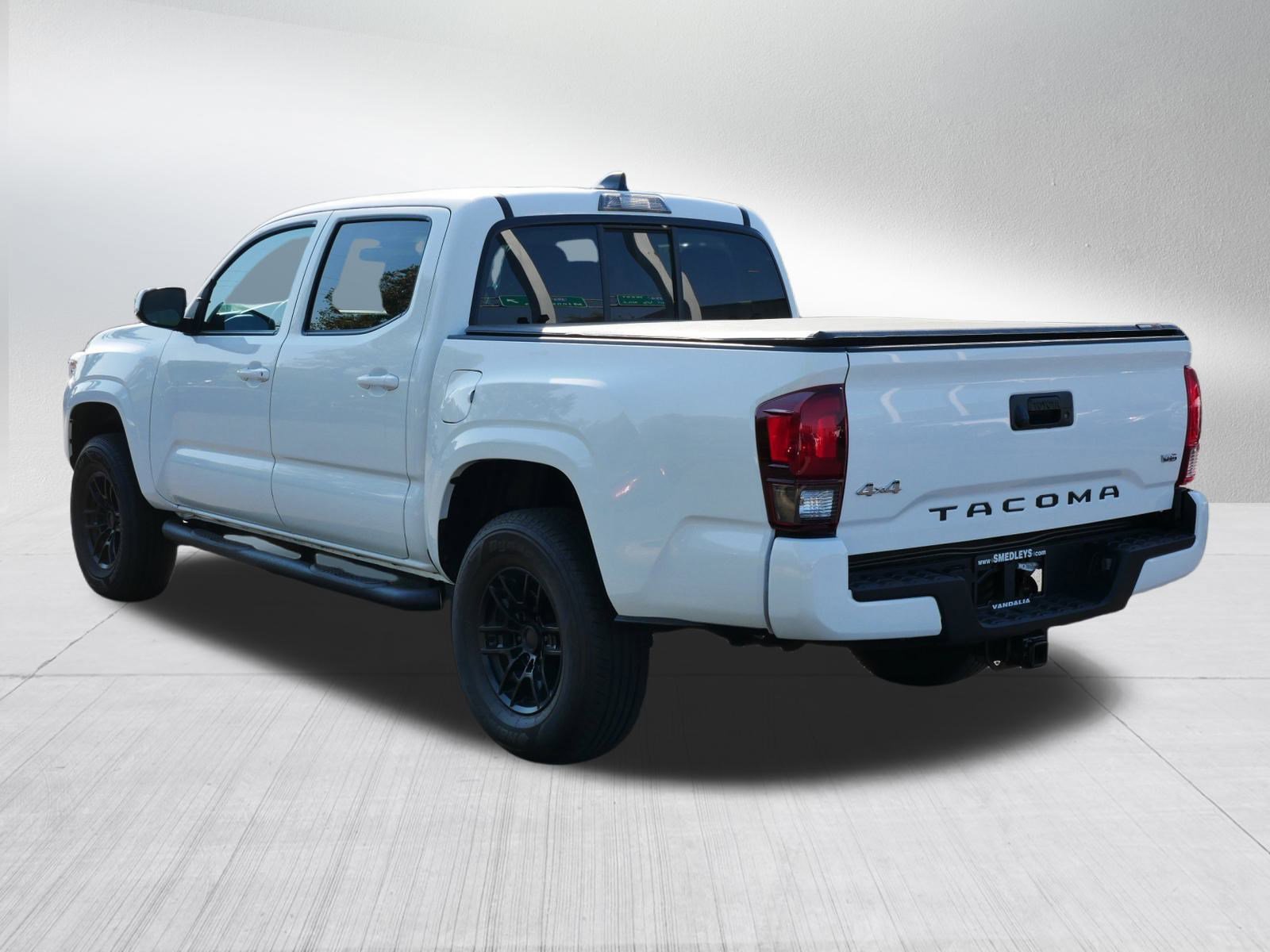 2023 Toyota Tacoma 4x4 SR photo 5