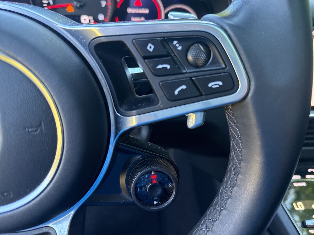 2023 Porsche Cayenne Coupe Platinum Edition photo 23