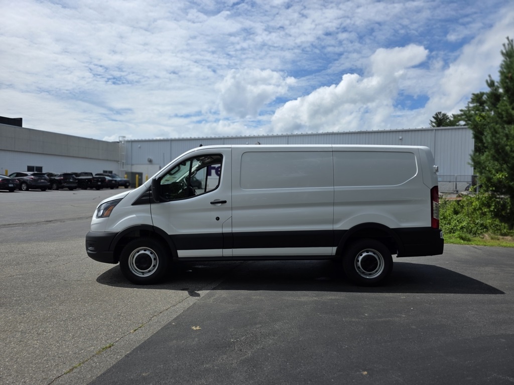 2025 Ford Transit photo 2